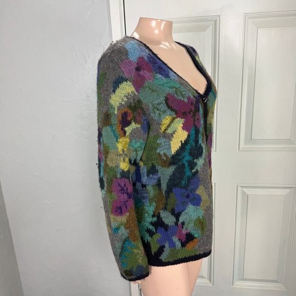 Peruvian Connection Floral Womens Sweater M Alpaca Cardigan Button V-neck L/S S2 - Picture 5 of 7